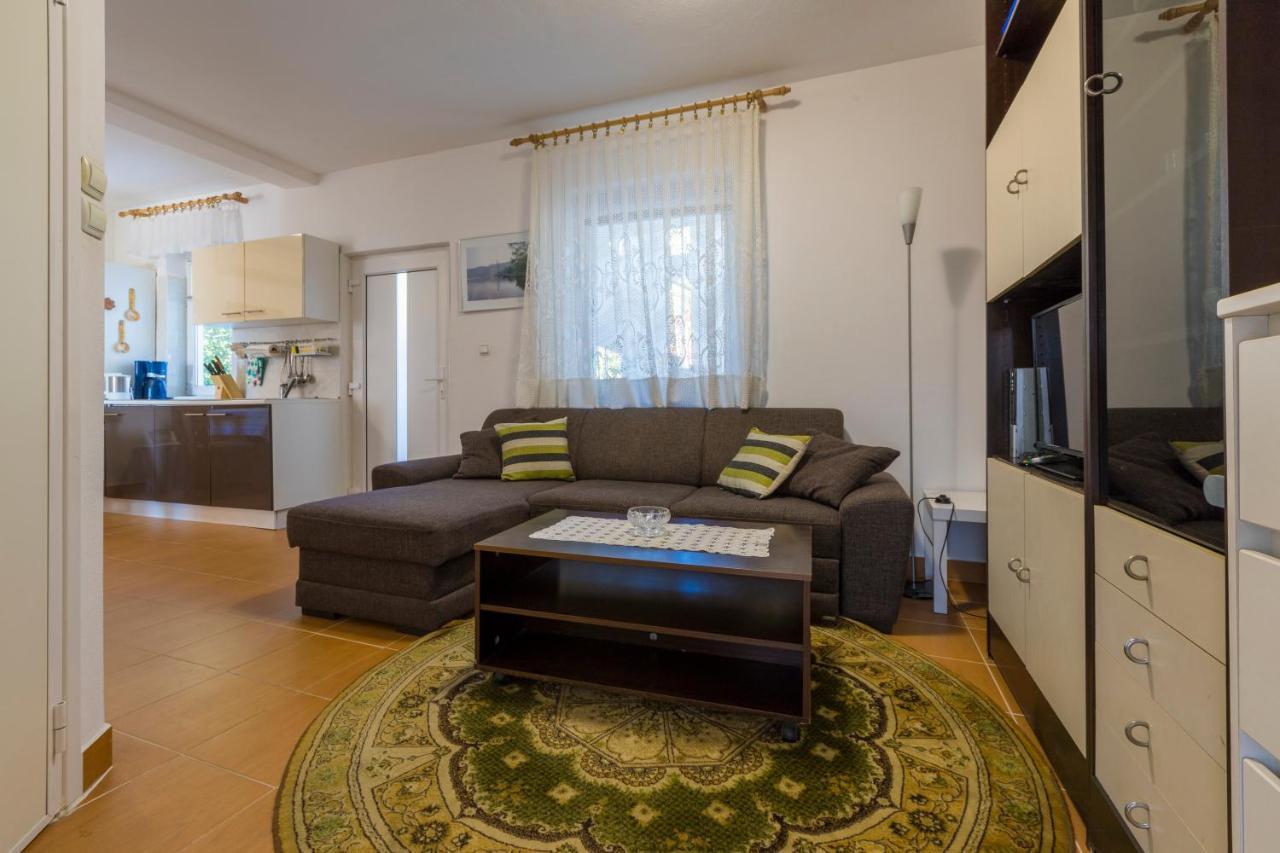 Ivan & Anka Apartments Bojko Selce Eksteriør billede