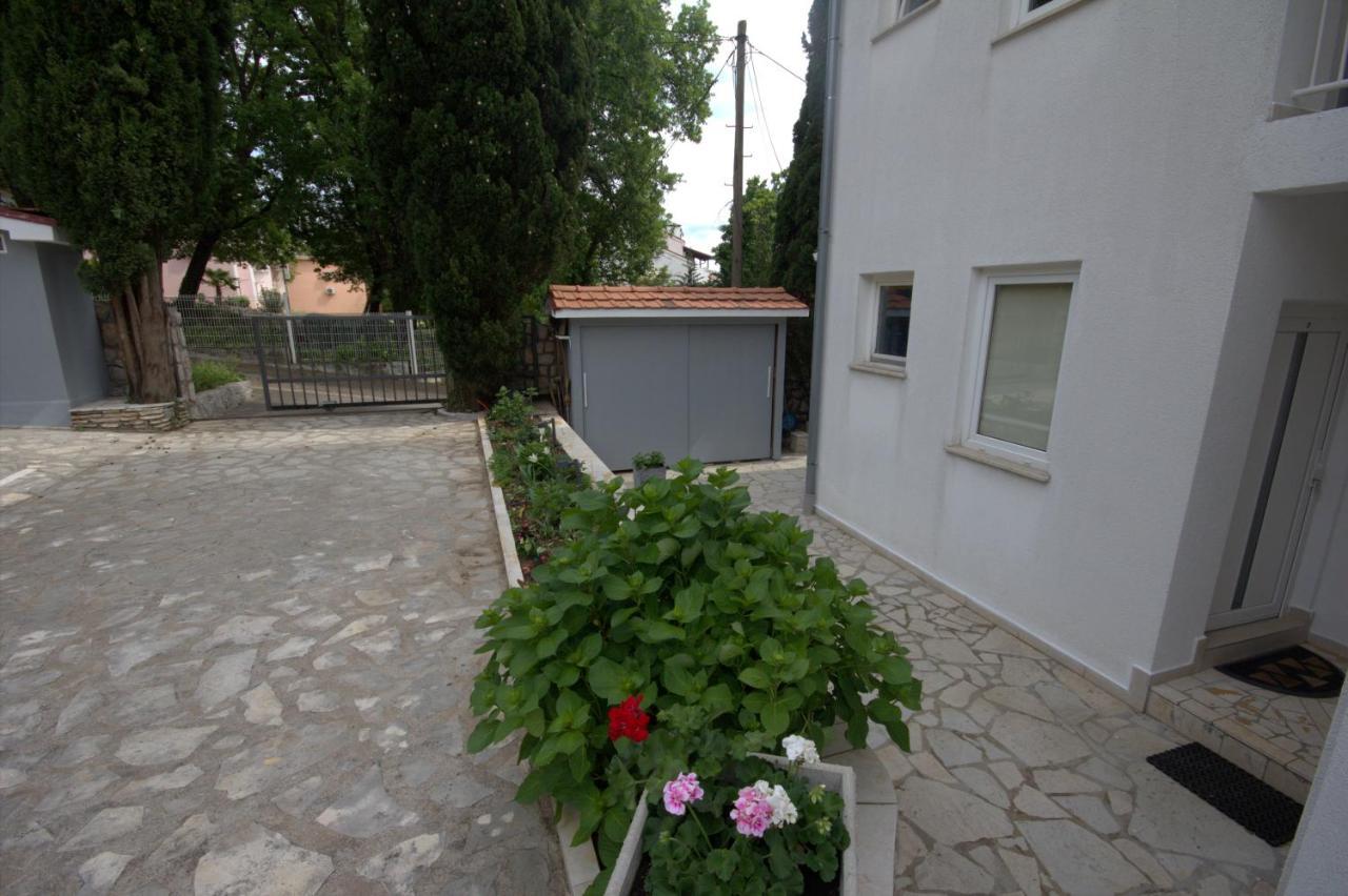 Ivan & Anka Apartments Bojko Selce Eksteriør billede