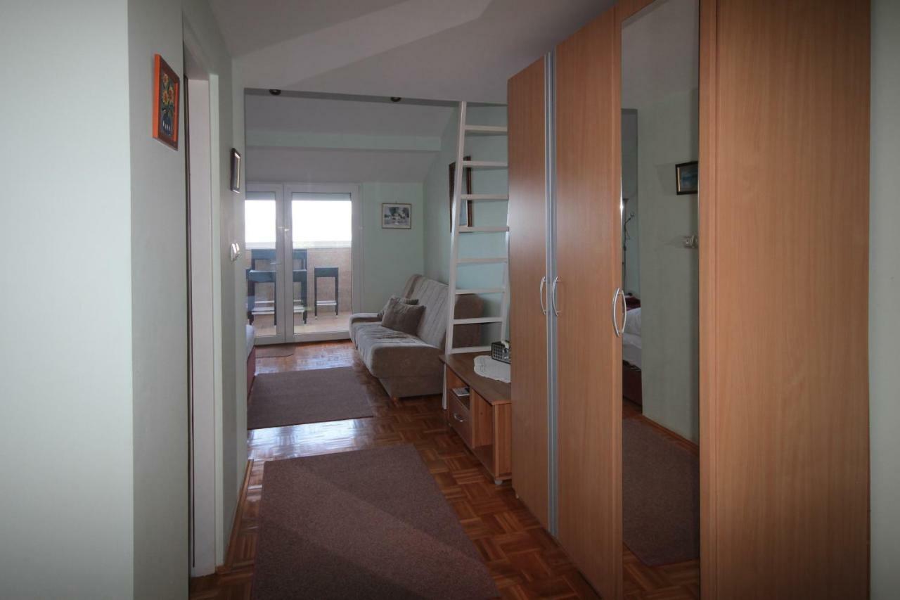 Ivan & Anka Apartments Bojko Selce Eksteriør billede