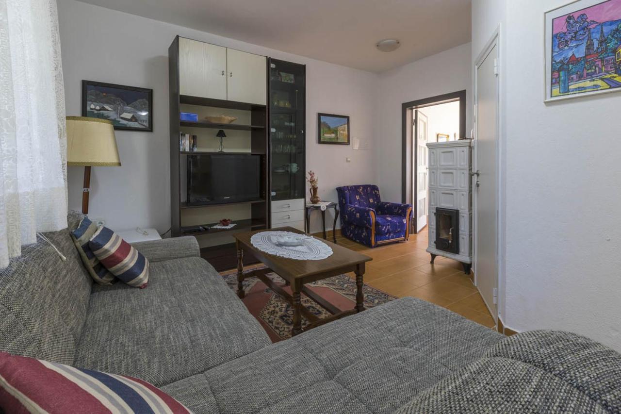 Ivan & Anka Apartments Bojko Selce Eksteriør billede