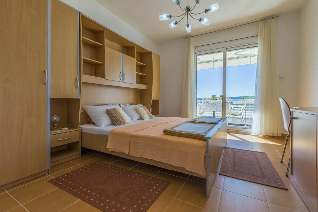 Ivan & Anka Apartments Bojko Selce Eksteriør billede