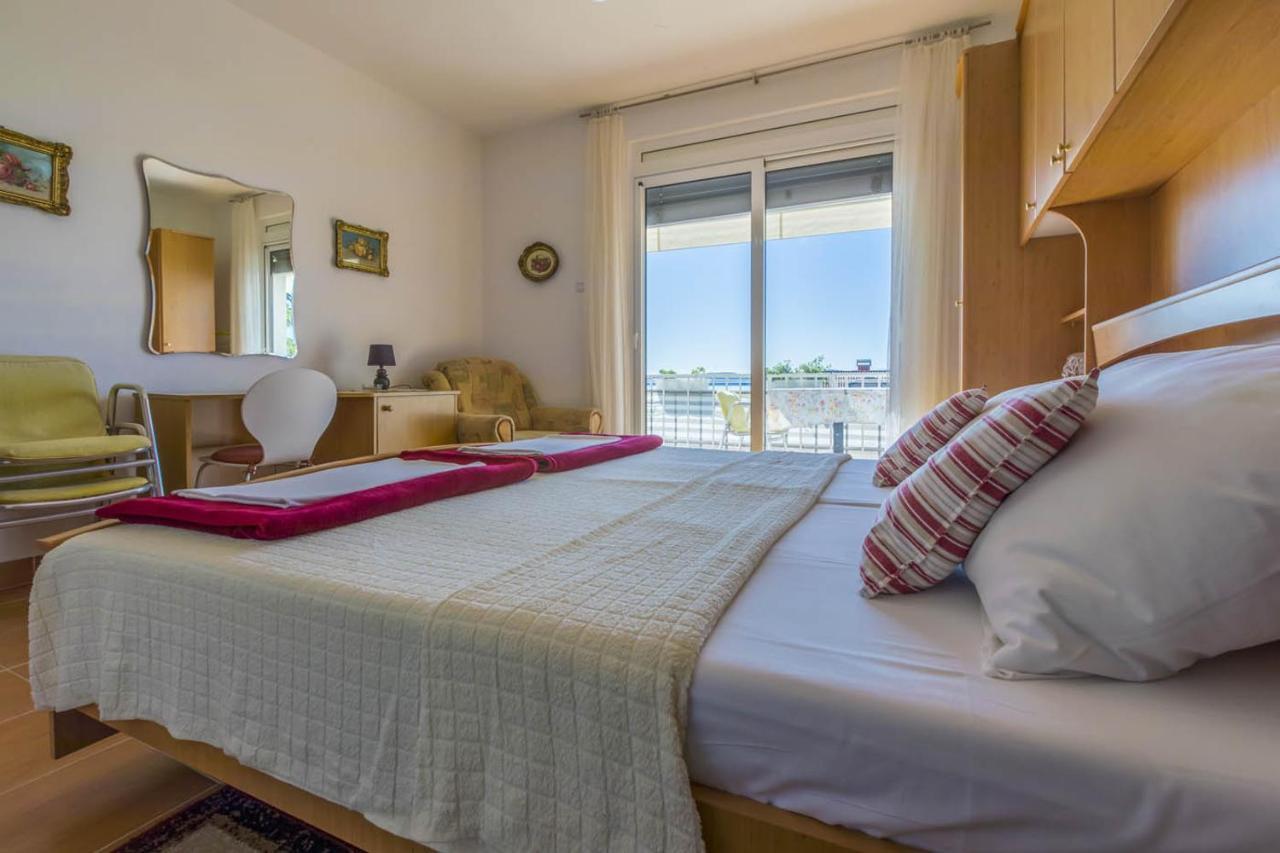 Ivan & Anka Apartments Bojko Selce Eksteriør billede